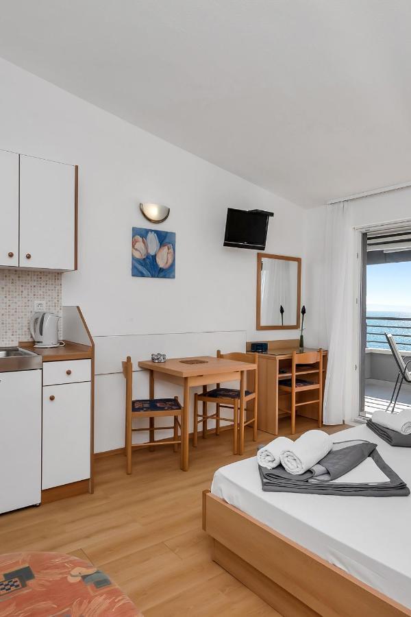 Apartments And Rooms By The Sea Baska Voda, Makarska - 2578 Exterior foto