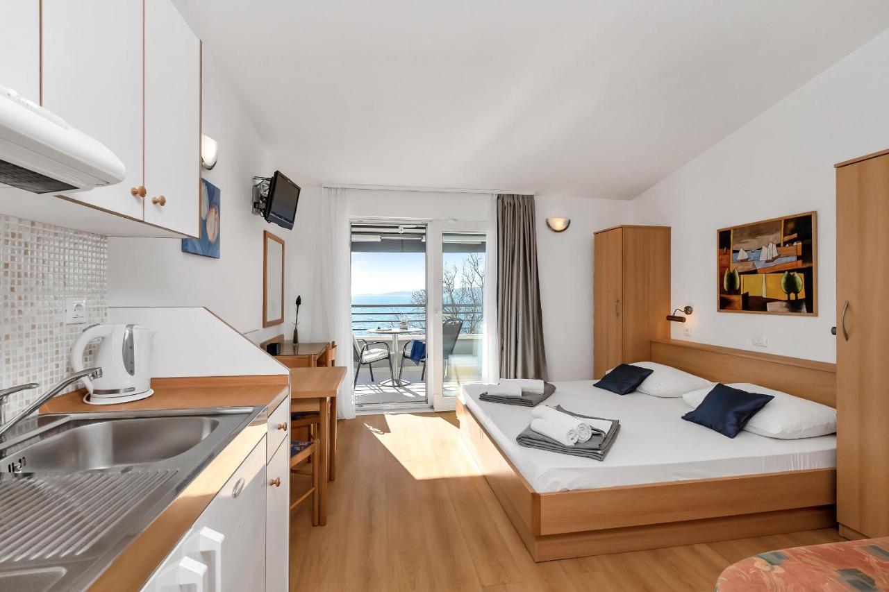 Apartments And Rooms By The Sea Baska Voda, Makarska - 2578 Exterior foto