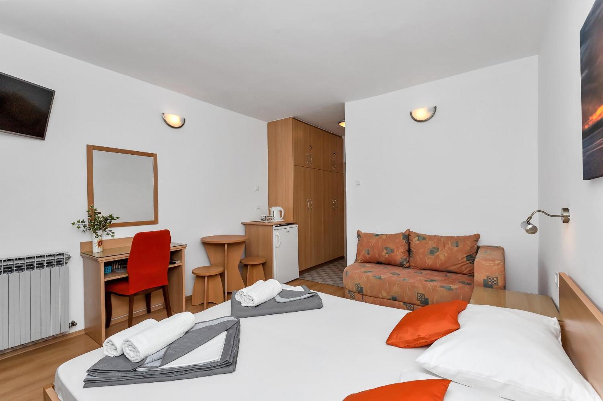 Apartments And Rooms By The Sea Baska Voda, Makarska - 2578 Cameră foto