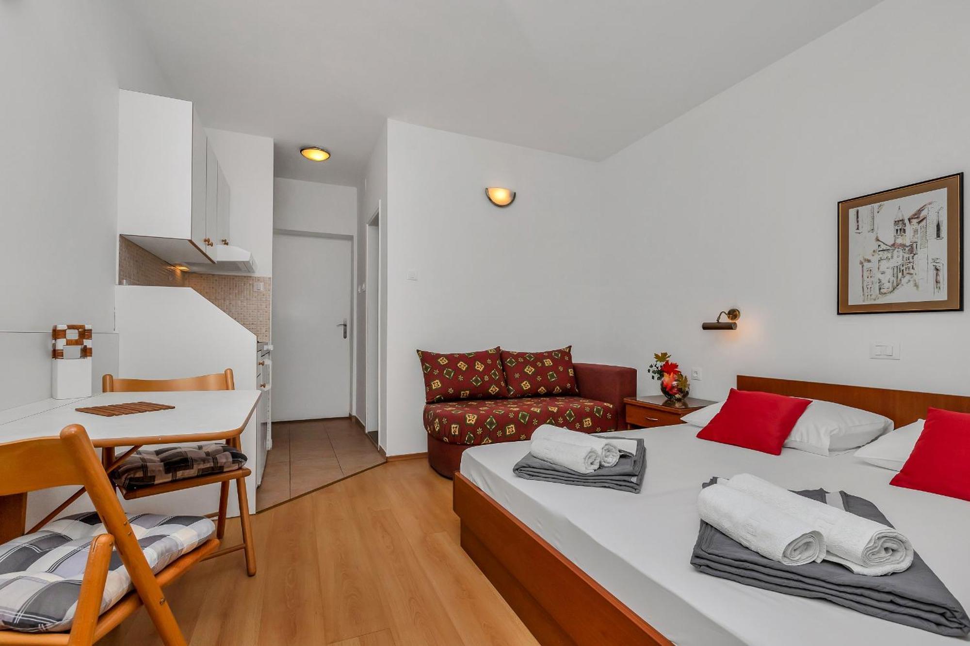 Apartments And Rooms By The Sea Baska Voda, Makarska - 2578 Cameră foto